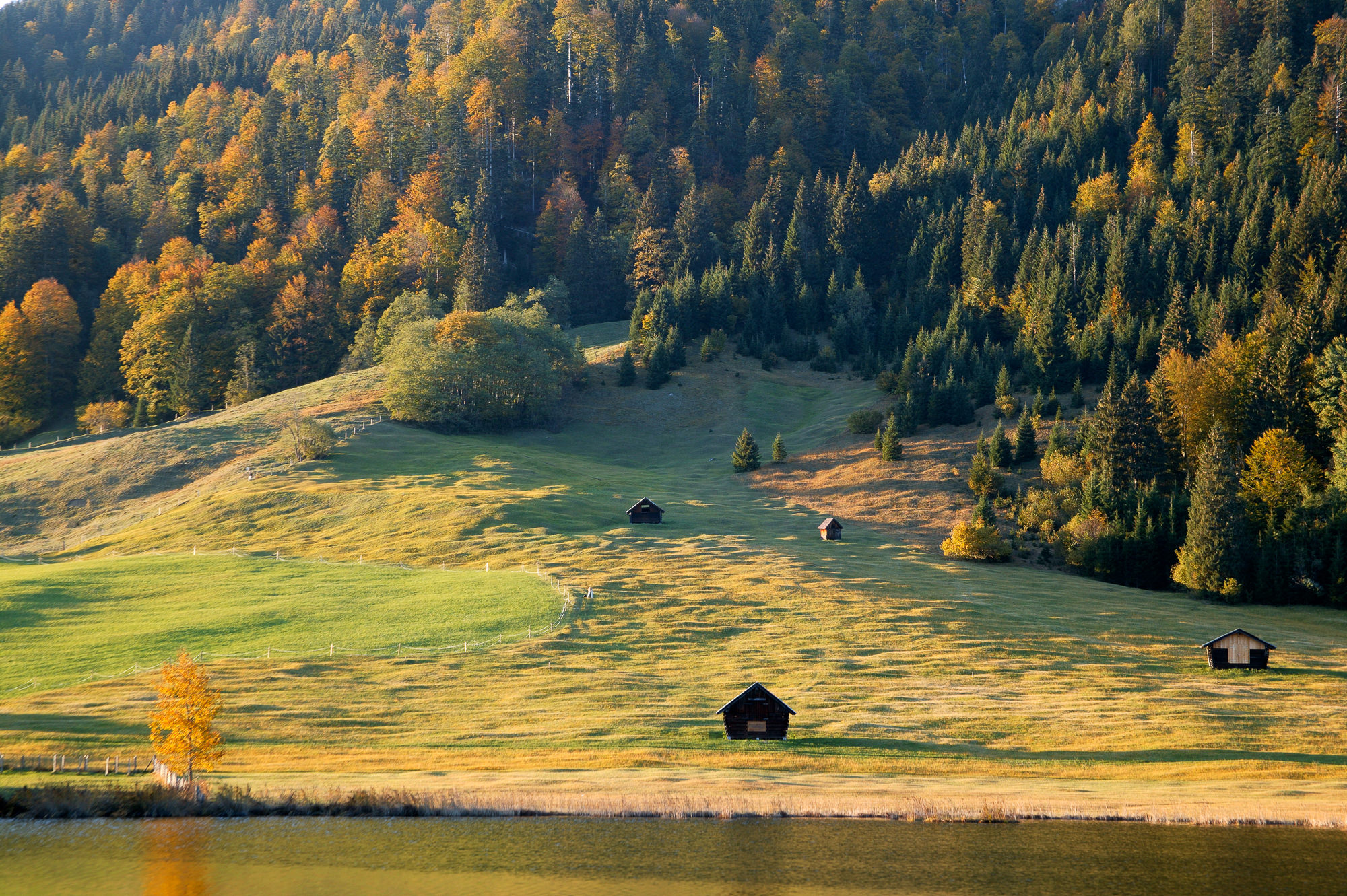 autumn at lake Geroldsee near Mittenwald
